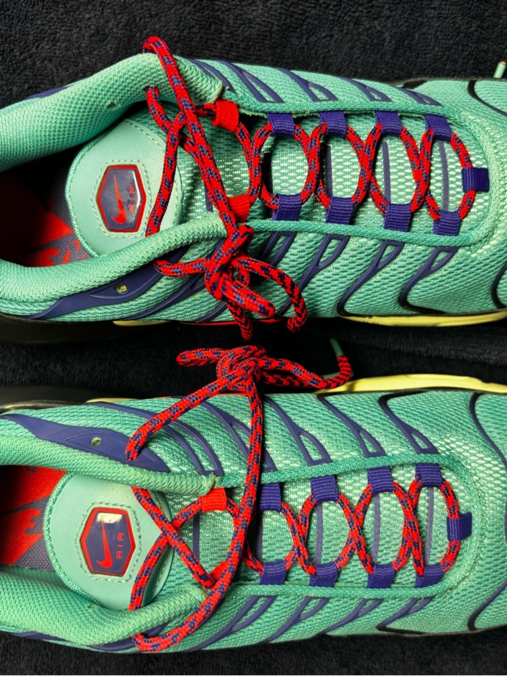 Nike Mint Green Running Sneakers with Red and Purple Accents